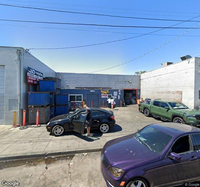 J & D Recycling recycling center in San Mateo, CA - View of facility