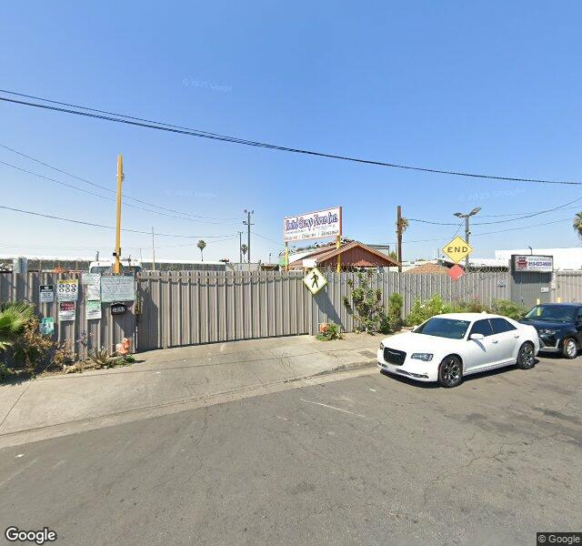 Del Angel Recycling recycling center in Los Angeles, CA - View of facility