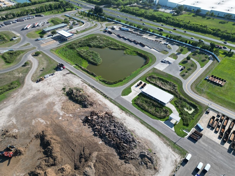 South County Community Collection Center recycling center in Gibsonton, FL - View of facility