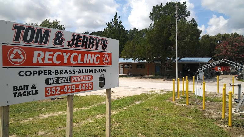 Tom & Jerry's Recycling, and Propane inc. recycling center in Mascotte, FL - View of facility