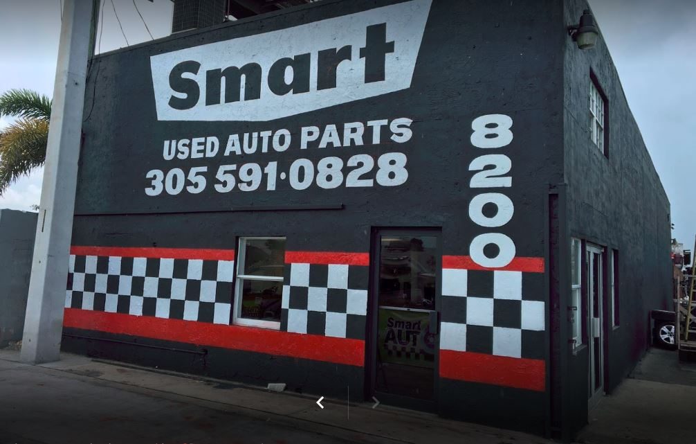 SMART USED AUTO PARTS recycling center in Medley, FL - View of facility