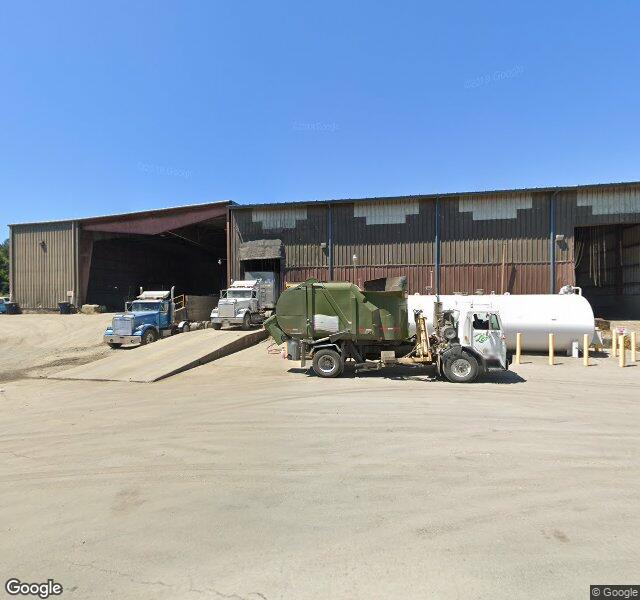 Public Disposal & Recycling recycling center in Coos Bay, OR - View of facility