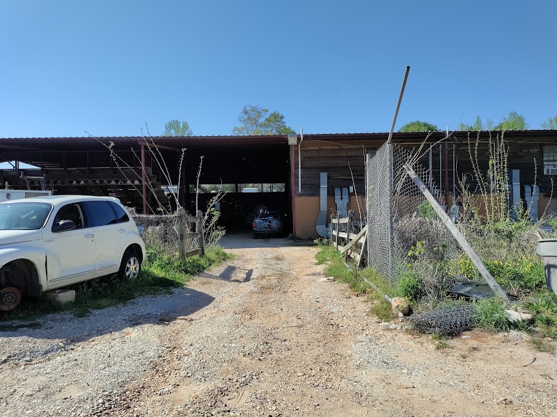 Mims Recycling & Salvage recycling center in Auburn, AL - View of facility
