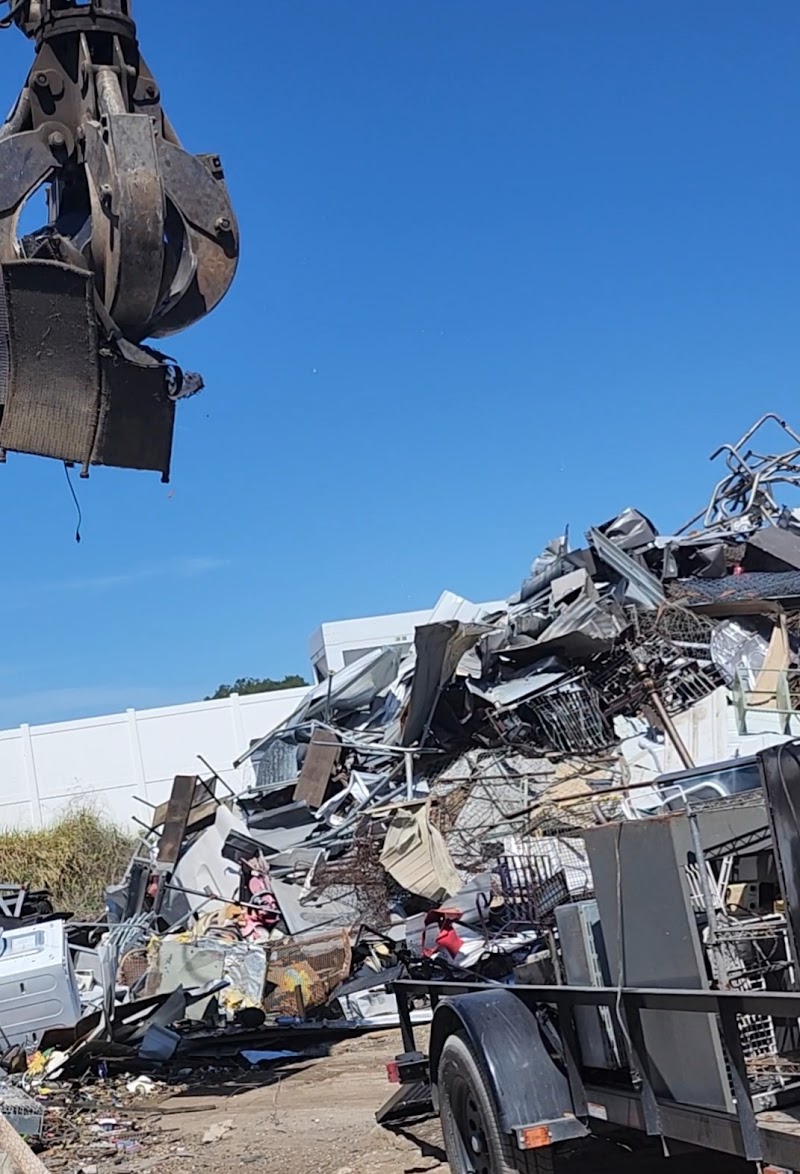 Ramm Recycling Z.H. recycling center in Zephyrhills, FL - Nearby facility