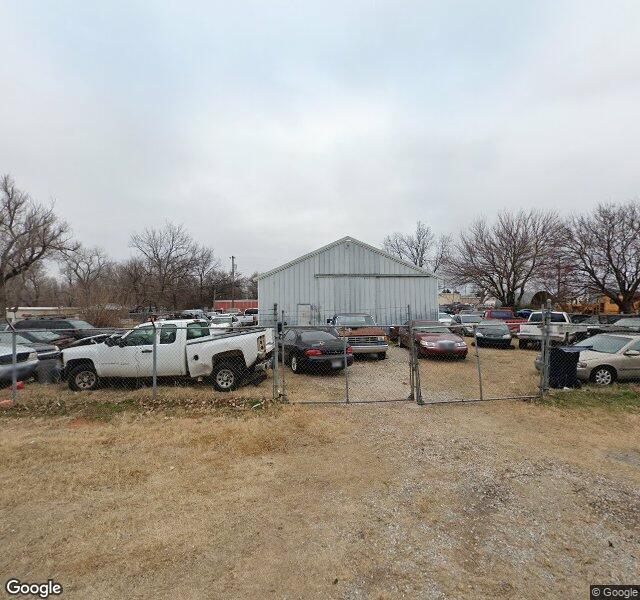 Cash for junk vehicles recycling center in Oklahoma City, OK - View of facility