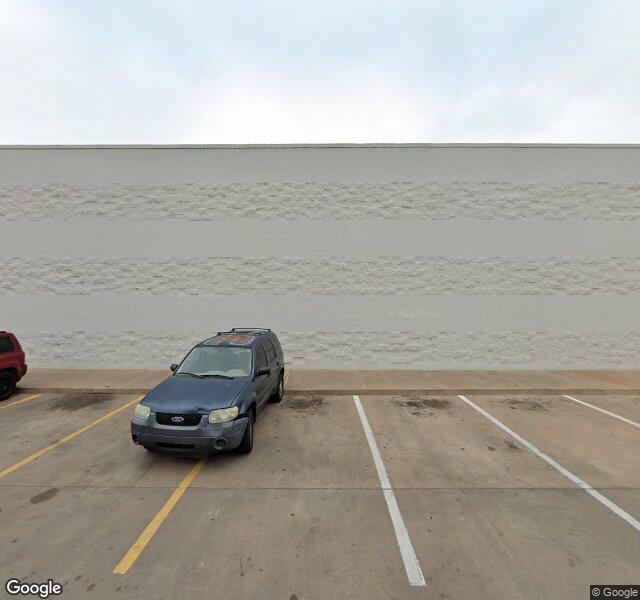 ecoATM recycling center in The Village, OK - View of facility